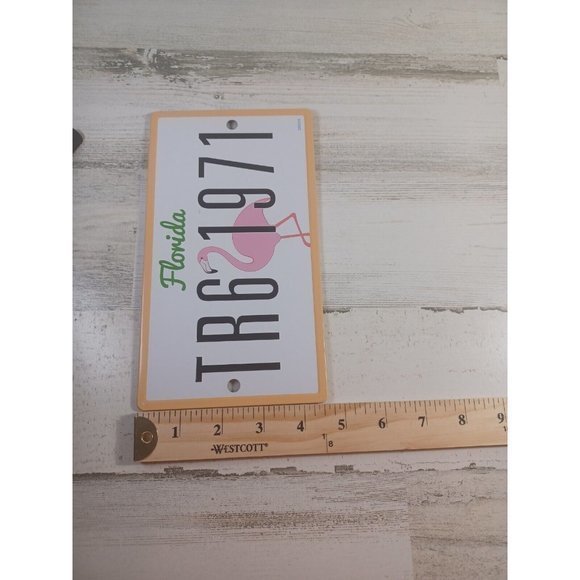 Florida Tag TR6 1971 Flamingo Decor Size 8.5 By 4.5 - Picture 8 of 11